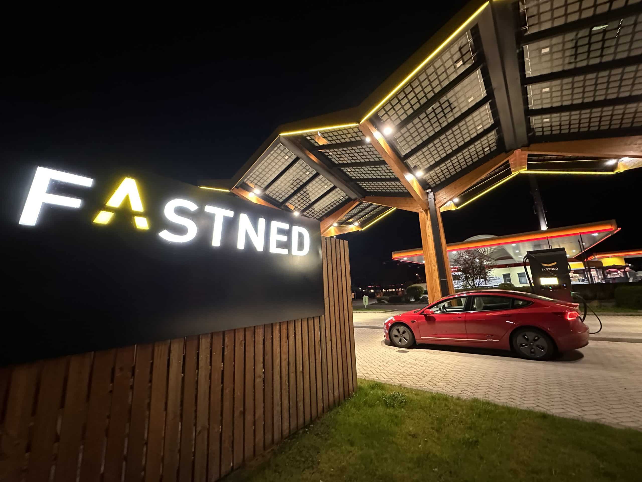 Fastned - Ladepark-Anbieter - HPC-Schnelllader.